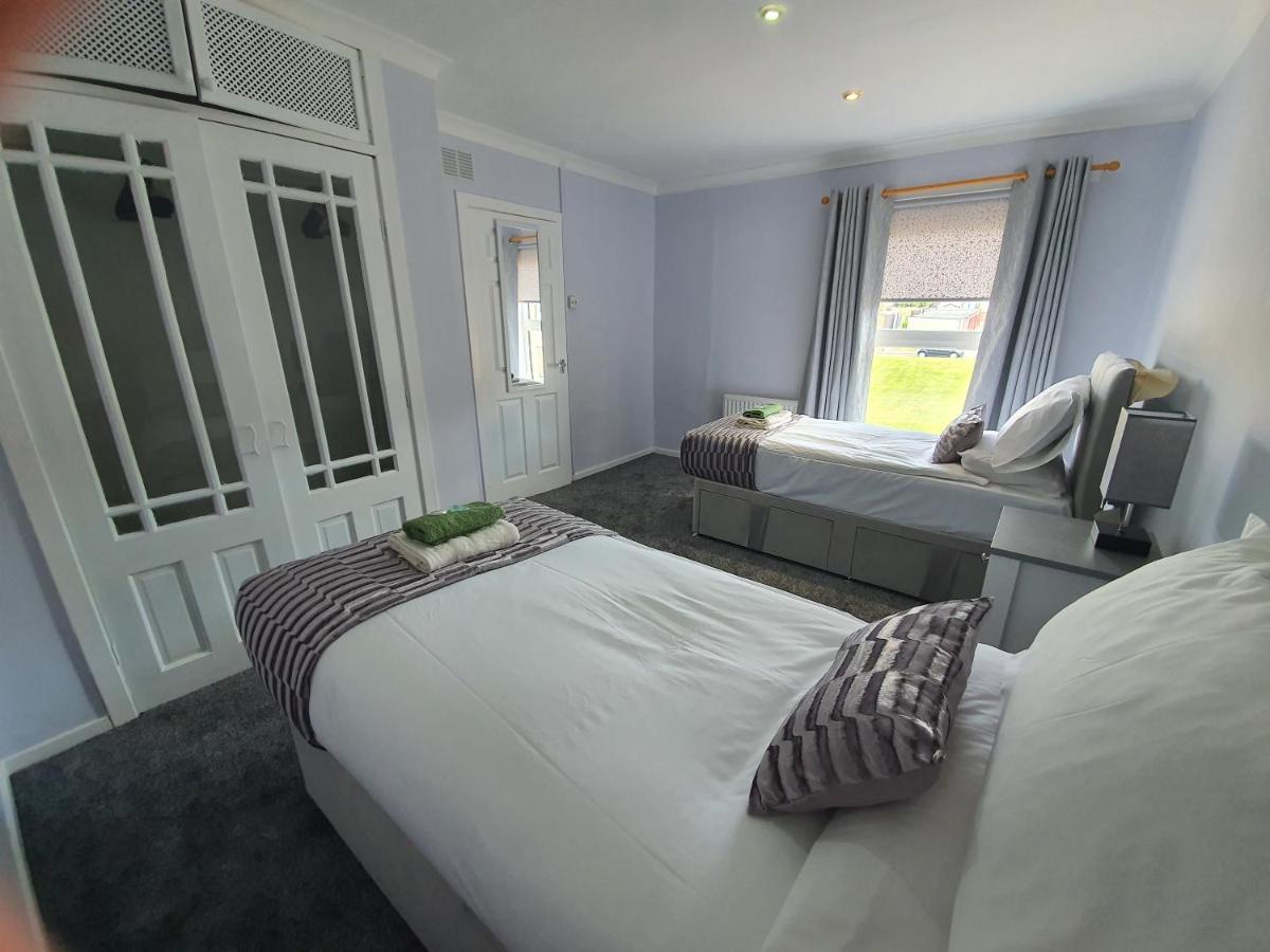 Premier - Kenilworth House Appartement Holytown Buitenkant foto