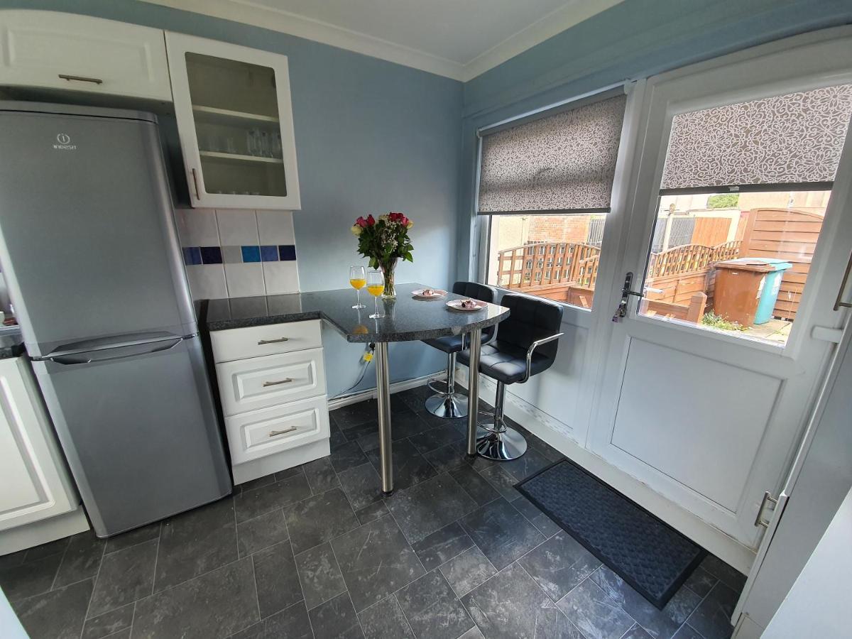 Premier - Kenilworth House Appartement Holytown Buitenkant foto
