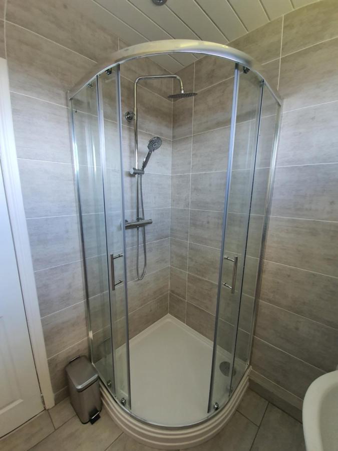 Premier - Kenilworth House Appartement Holytown Buitenkant foto